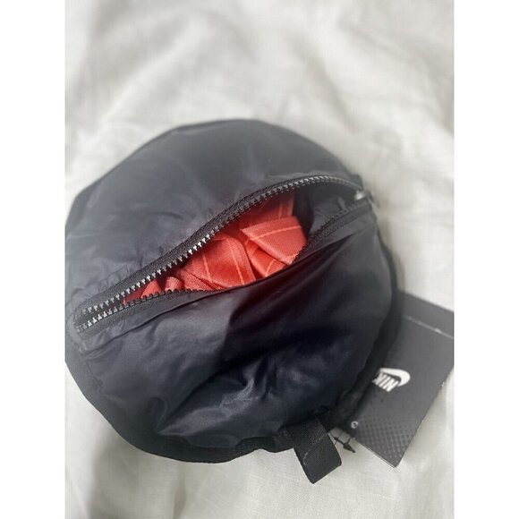 Nike Packable Nylon Barrel‎ Duffle Gym Bag 90’s Black/Red w/Shoulder Strap -NEW - Picture 2 of 6